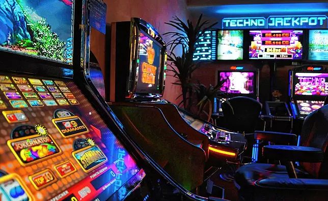 پاکستان میں BAJI Casino کا آن لائن کیسینو سیکشن کھولیں۔